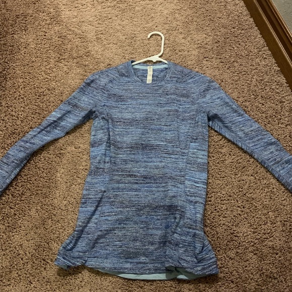 Lululemon athletica long sleeve workout top - Picture 4 of 4